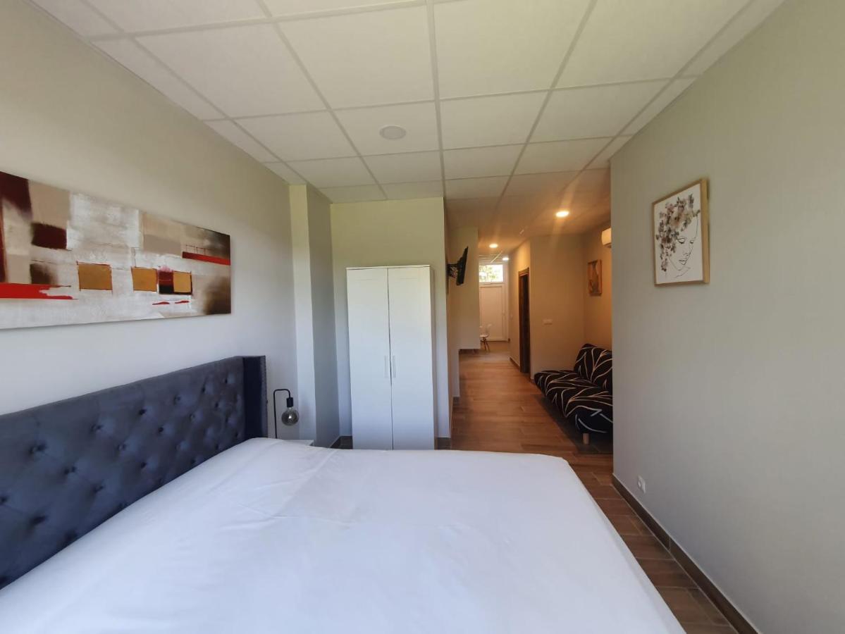 B75 Apartments Bilbao Buitenkant foto
