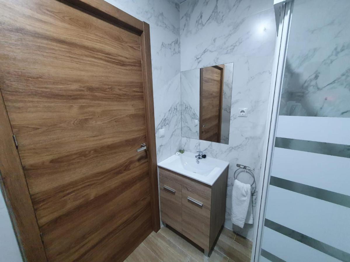 B75 Apartments Bilbao Buitenkant foto